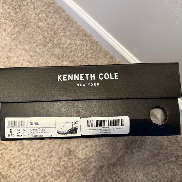 Kenneth Cole Suede Wedge Espadrille NWOT - Picture 10 of 10